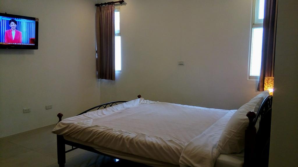 Leisure Man Apartment เมืองฮวาเหลียน ภายนอก รูปภาพ